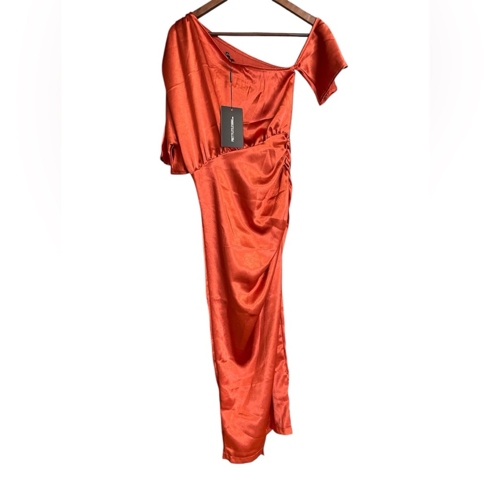 PrettyLittleThing One Shoulder Ruched Skirt Dress / Size 4 / Rust Satin - Picture 5 of 5